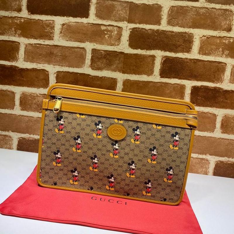 Gucci Handbags 262